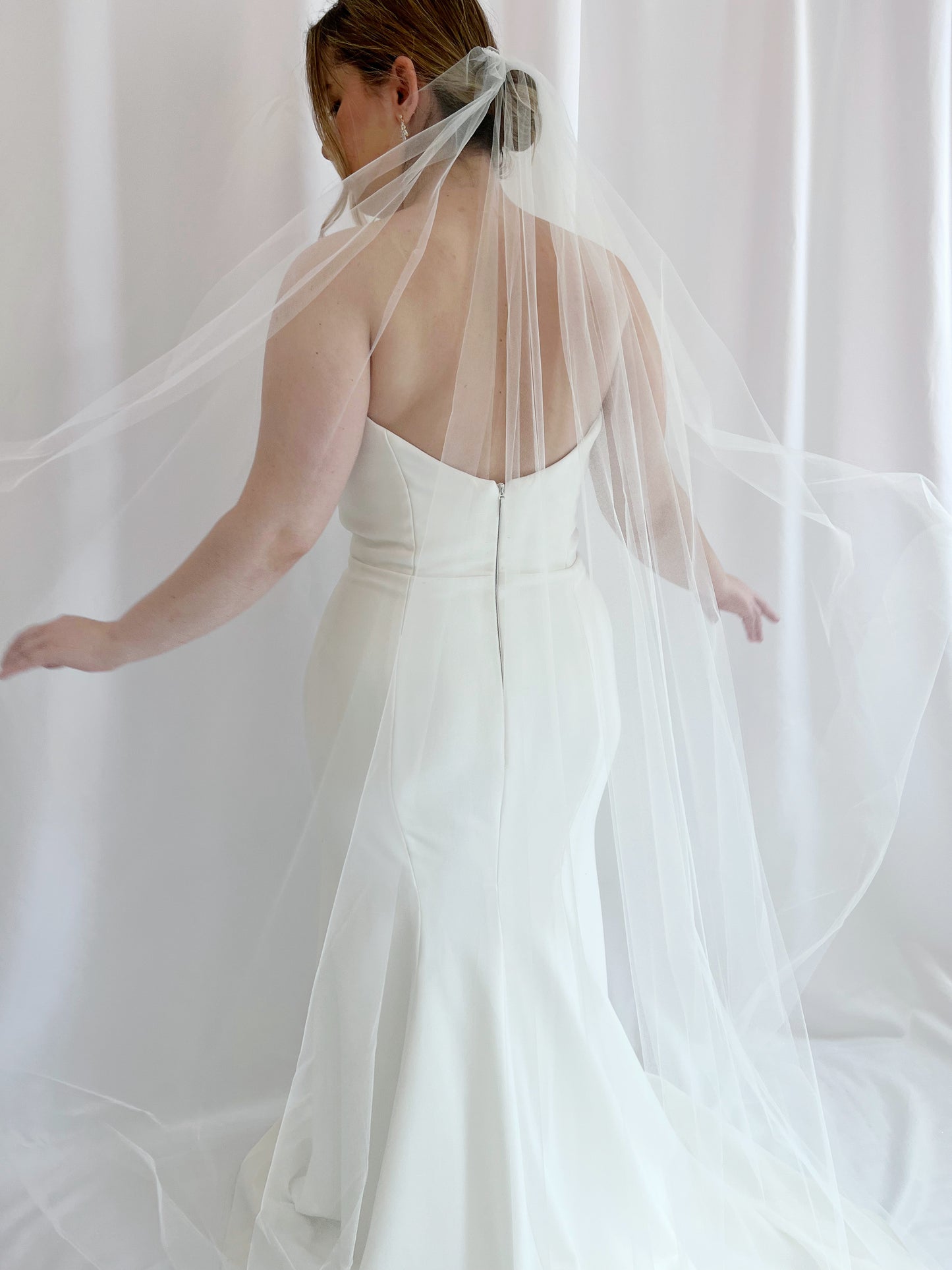Tova Veil