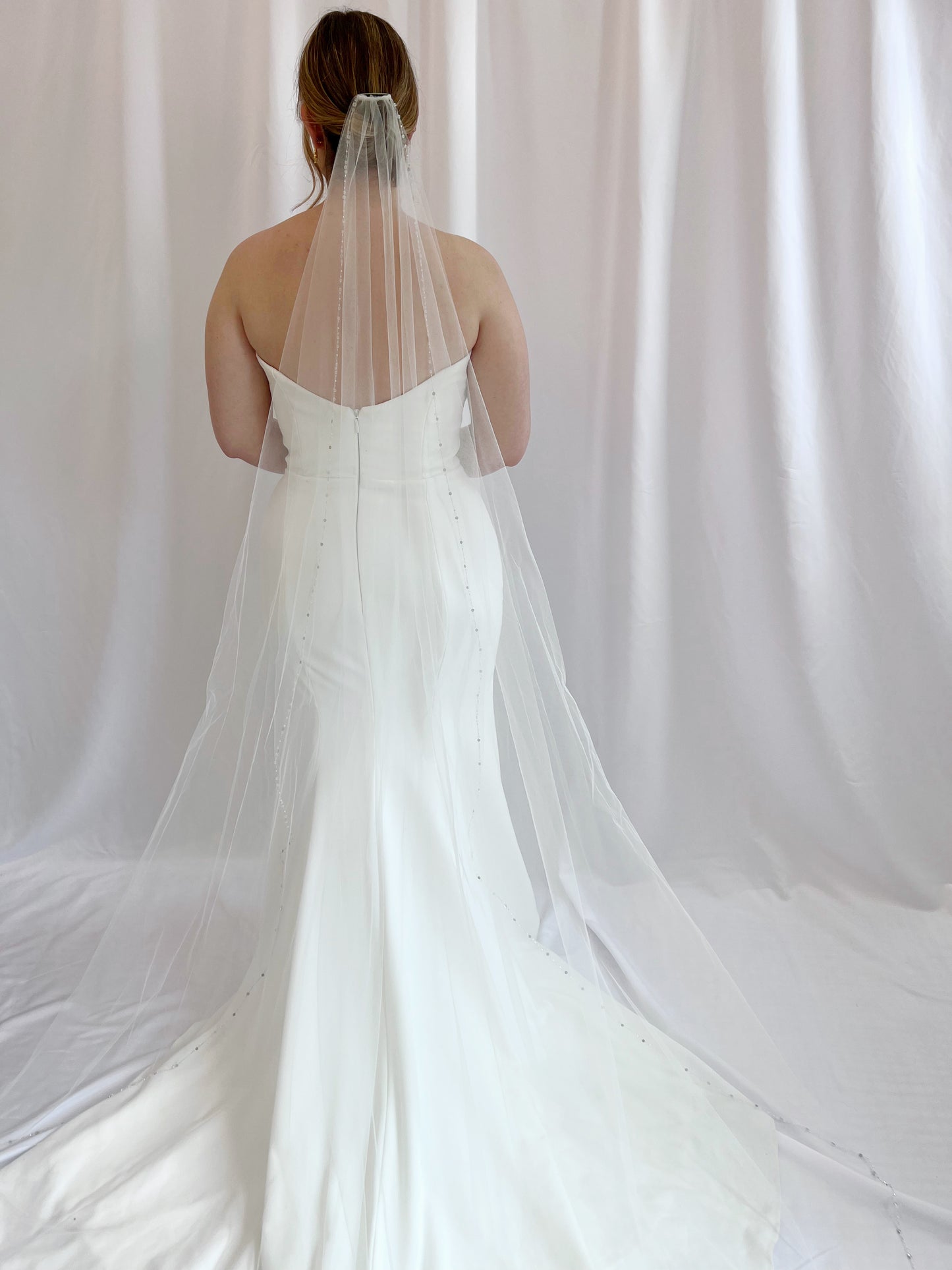 Tova Veil